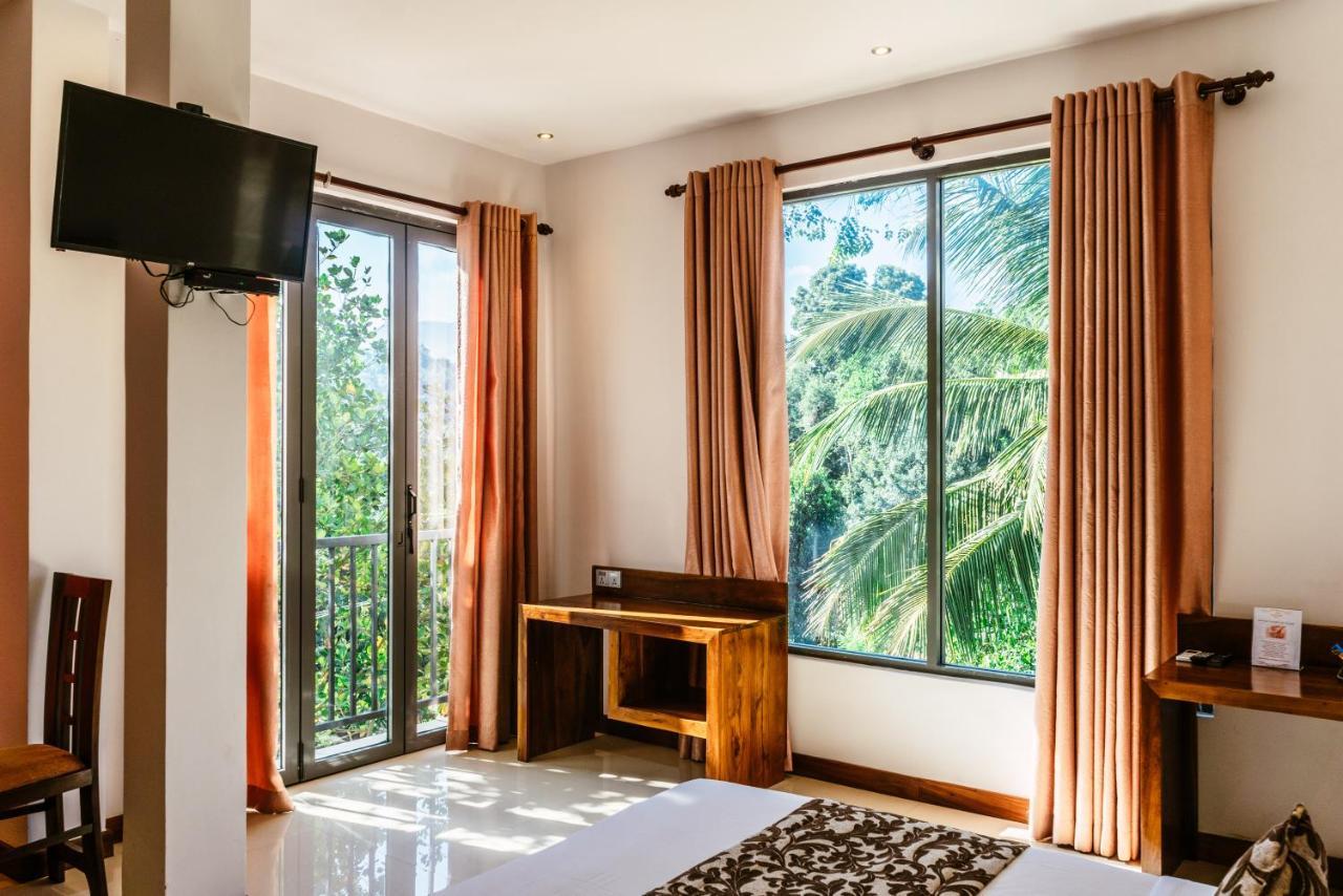 Rivendell Hotel Kandy Exterior foto